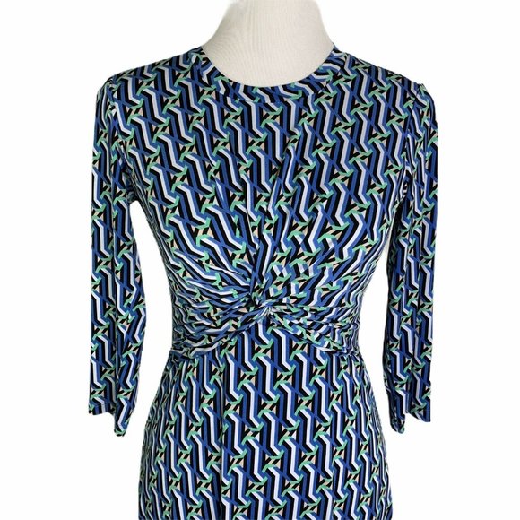 Donna Morgan Printed Twisted Front Stretch Dress - Picture 3 of 12